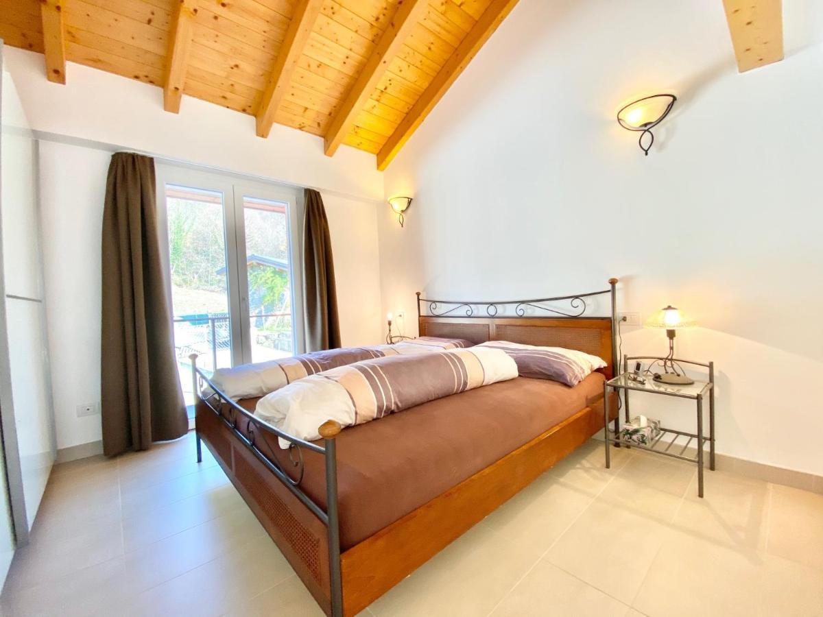 Appartamento Roggiolo Luino Esterno foto
