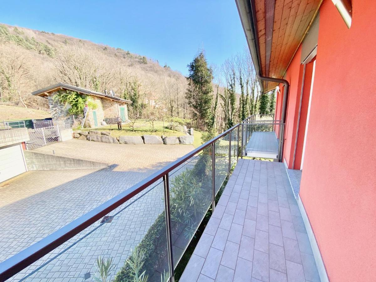 Appartamento Roggiolo Luino Esterno foto